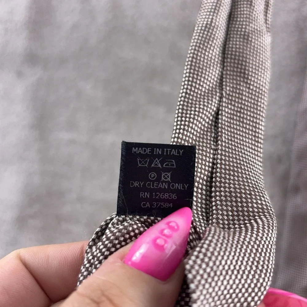 J. Lindeberg Necktie Mens Beige Micro Dot Silk Classic‎ Designer Tie